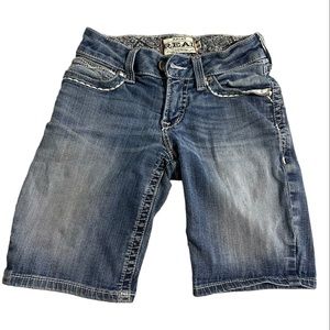Ariat Shorts Women Size 25R Blue Real Denim Embroidered Lightweight Casual Solid